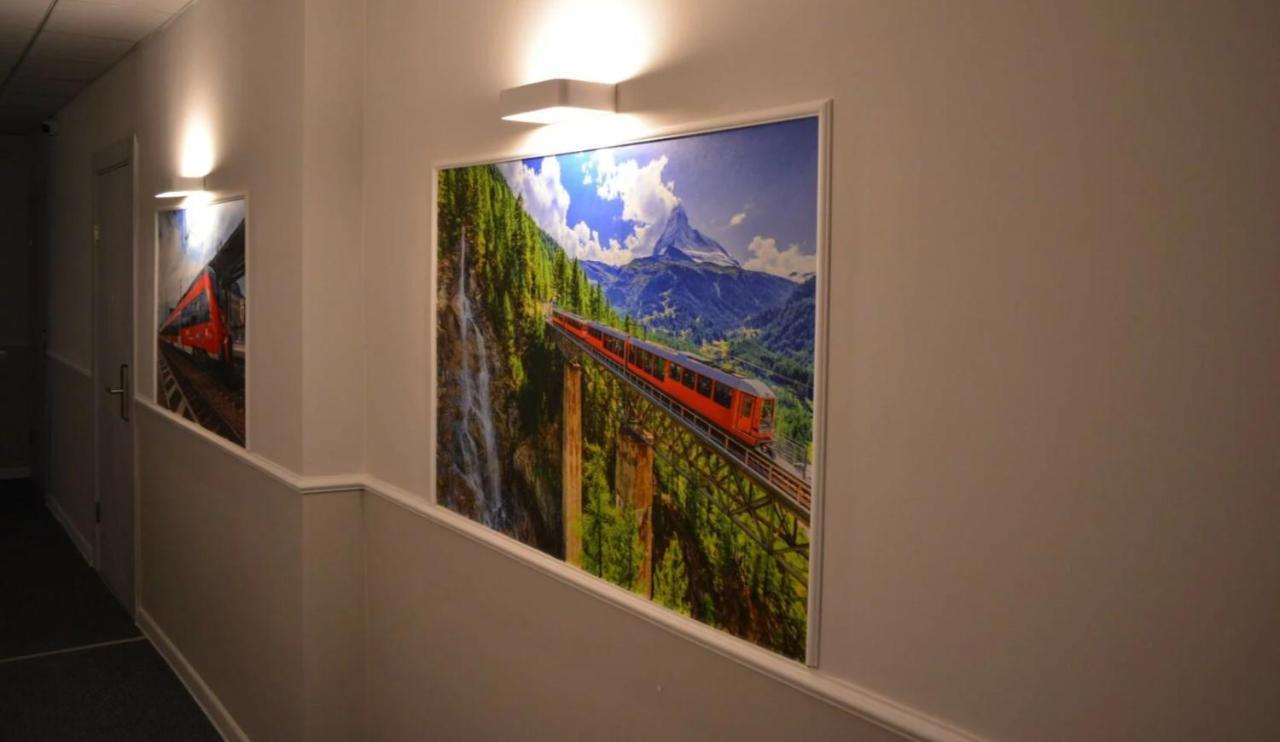Railway Hotel Almaty Esterno foto
